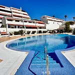 Lejlighed Spacious 2 Bdr Heated Pool, Garage