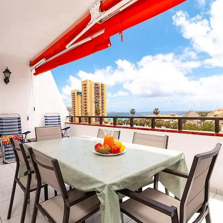 Apartment Spacious 2 Bdr Heated Pool, Garage