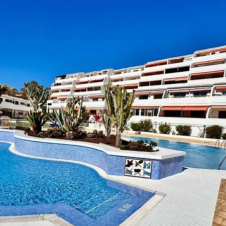Lejlighed Spacious 2 Bdr Heated Pool, Garage Playa de las Américas